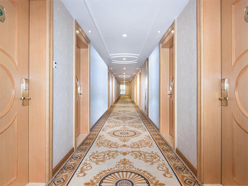 Vienna Classic Hotel Qingyuan Taihe Ancient Cave Scenic Area Екстериор снимка