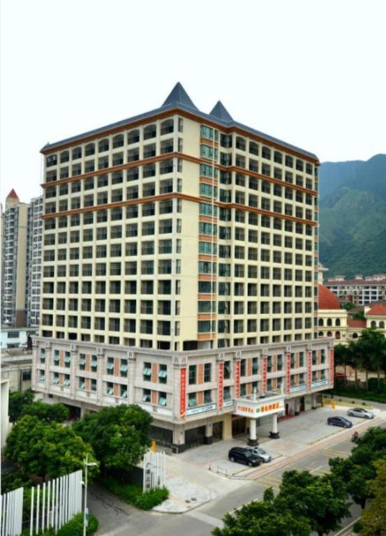 Vienna Classic Hotel Qingyuan Taihe Ancient Cave Scenic Area Екстериор снимка