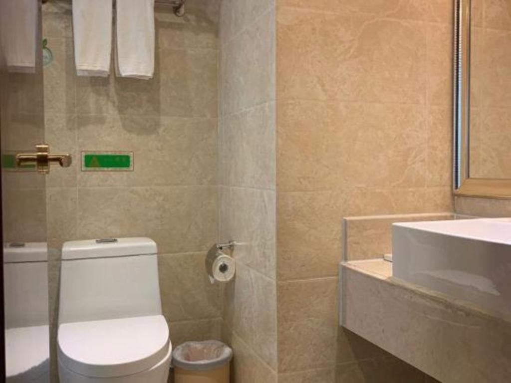 Vienna Classic Hotel Qingyuan Taihe Ancient Cave Scenic Area Екстериор снимка